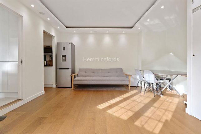 Clare Court, Judd Street, London photo 4