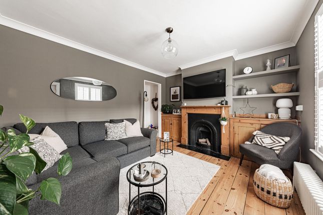 17 Cyprus Road, Faversham photo 2