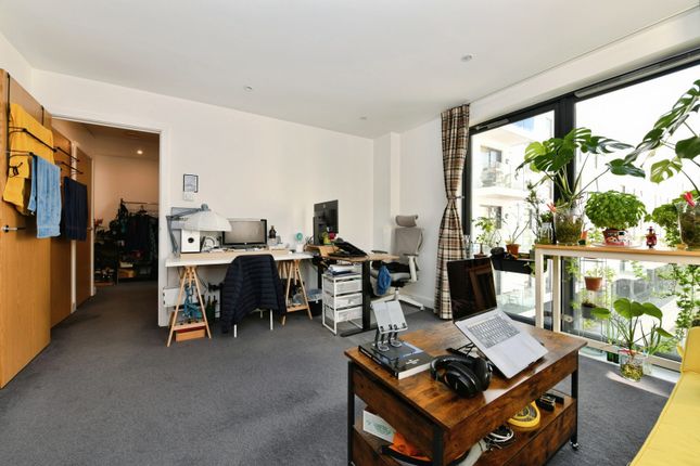 Flat 24 Invicta,, Millennium Promenade, Avon photo 4