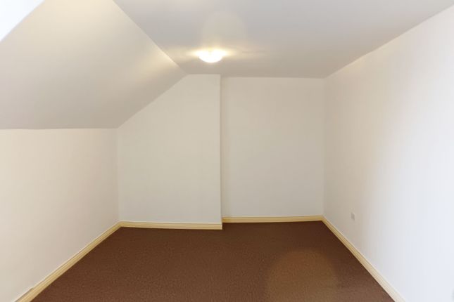 140 Dock Road (Flat 4), Tilbury photo 4