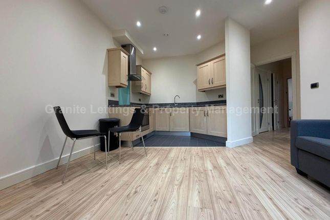 Apt 4, Tiber Place, Tib Street, Manchester photo 3