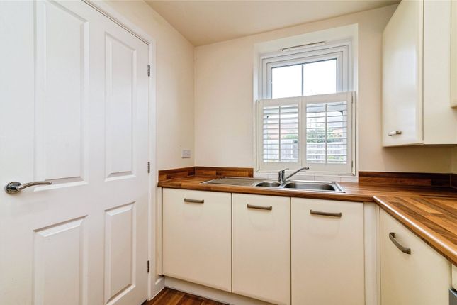 9, Lavender Grove, Nottingham photo 3