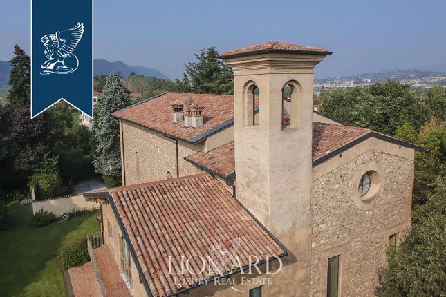 Thumbnail Villa for sale in Rovato, Brescia, Lombardia