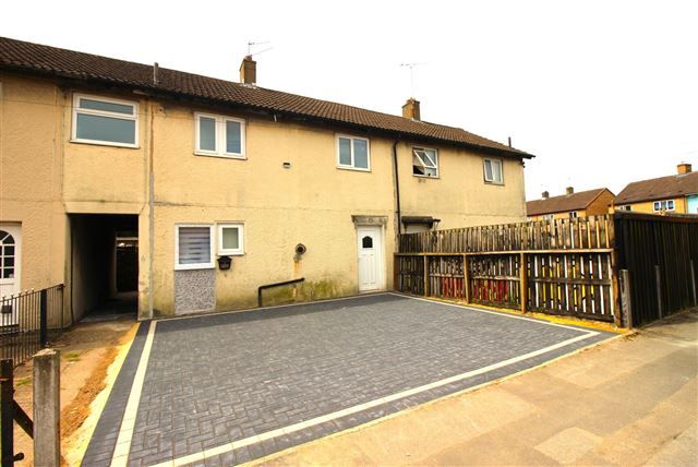 Thumbnail Terraced house to rent in Cantilupe Crescent, Aston, Sheffield