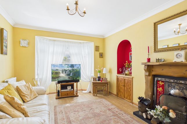 17, Whiteford Avenue, West Dunbartonshire photo 2