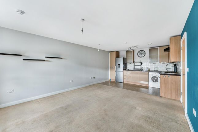 67 Langtry Court, Lanadron Close, Isleworth photo 4