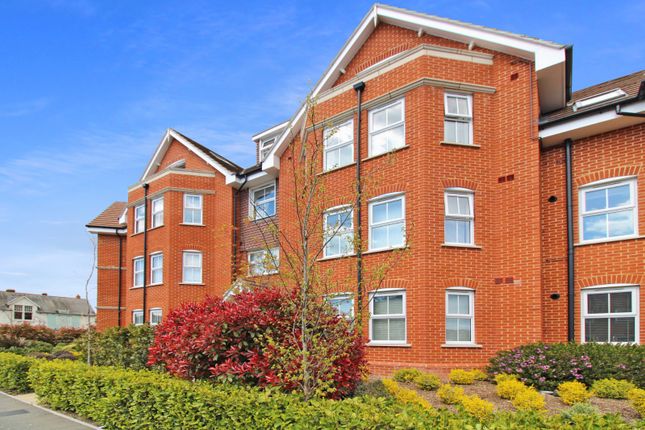 Thumbnail Flat for sale in Bournemouth Road, Lower Parkstone, Poole, Dorset