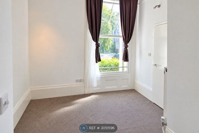 Flat B, St Marys Road, Leamington Spa photo 4