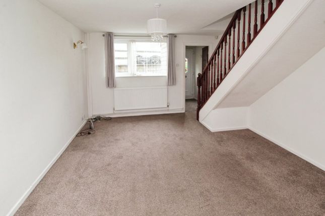 End terrace house to rent in Curtis Grove, Hadfield, Glossop, Derbyshire