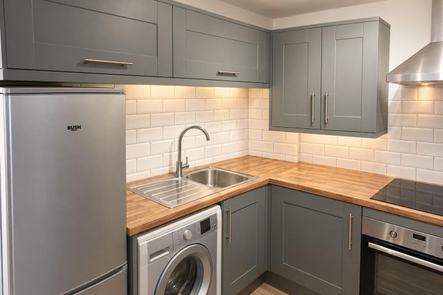 17, Wheatley Lane, Ilkley photo 2