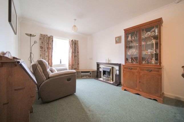 Flat 47, Wharf Court, Spa Road, Melksham photo 2
