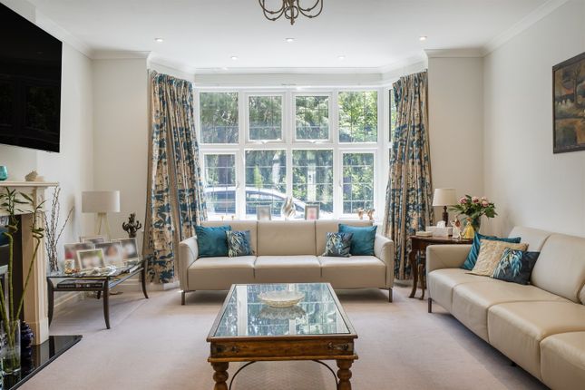 237, Bedford Hill, London photo 4