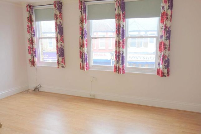Thumbnail Flat to rent in Lancaster Road, Enfield