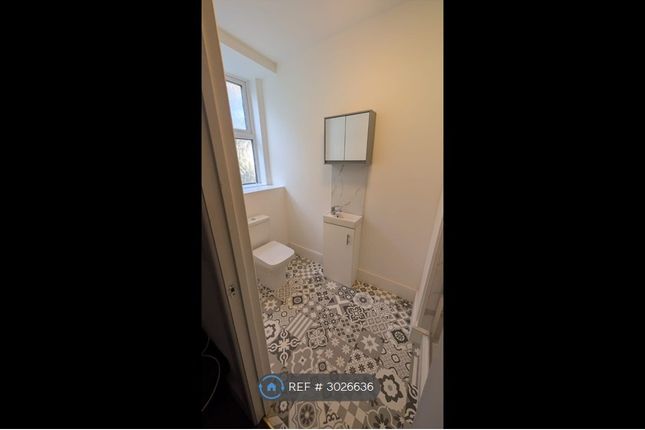 Flat, Rodwell Road, Weymouth photo 4