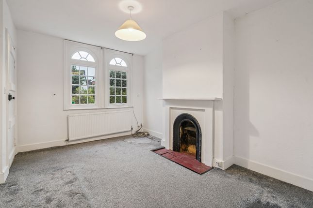 3 Sunnymede Cottages, Ray Mill Road East, Maidenhead photo 3