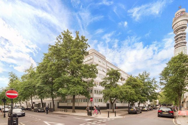 Flat to rent in Holcroft Court, Fitzrovia