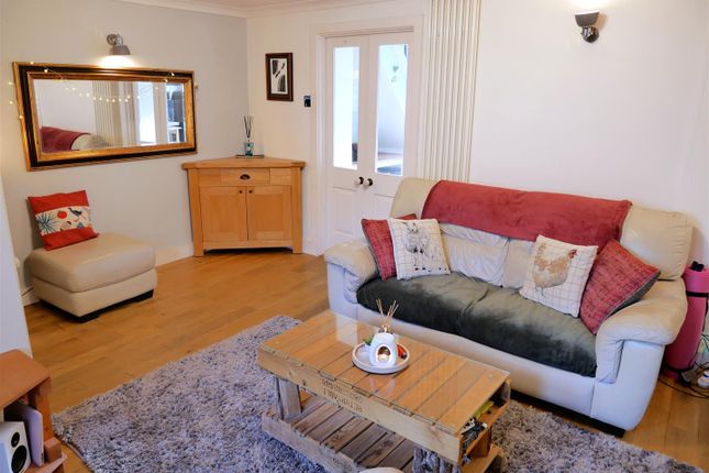 55, Church Street, Calne photo 4