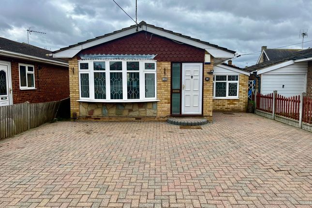 Detached bungalow to rent in Hernen Road, Canvey Island