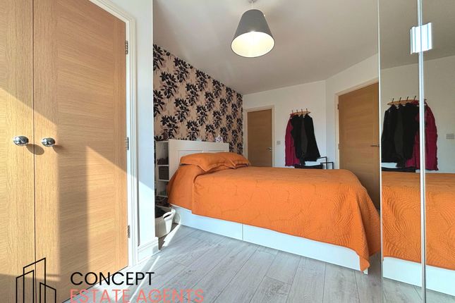 Flat 39 Apsley House,, Apsley House, Roehampton photo 3