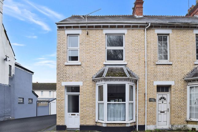 End terrace house for sale in Victoria Lawn, Barnstaple