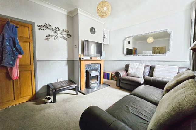 25, Shearer Road, Portsmouth photo 4