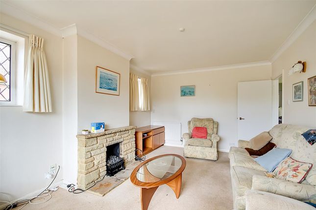 82, Goring Way, Worthing photo 3