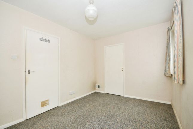Flat for sale in London Lane, Bromley
