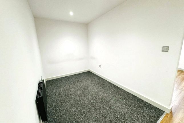 Apt 15