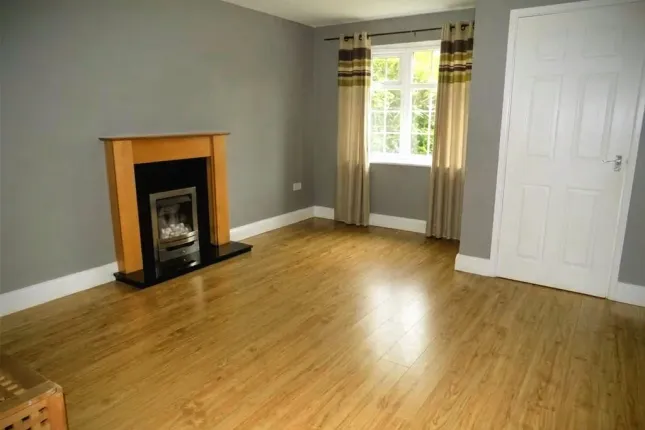37, Langdale Grove, Bingham photo 2