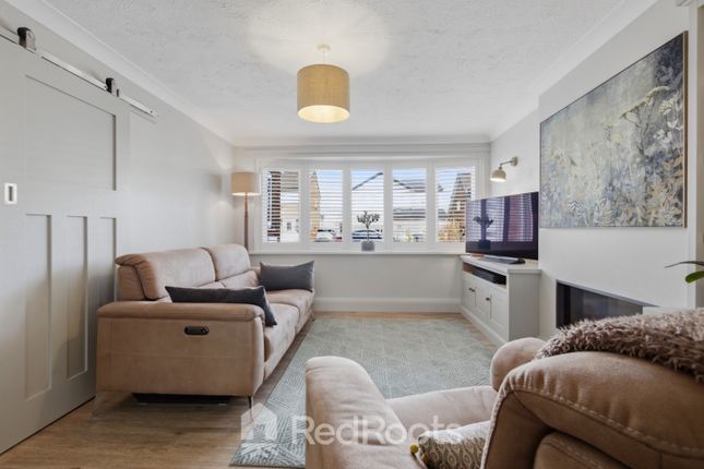 58 Ambleside Crescent, Sprotbrough, South Yorkshire photo 4