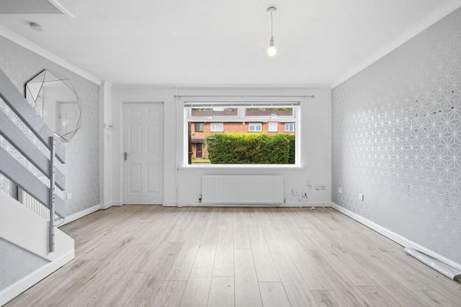 17, Newhouse Way, Irvine photo 2