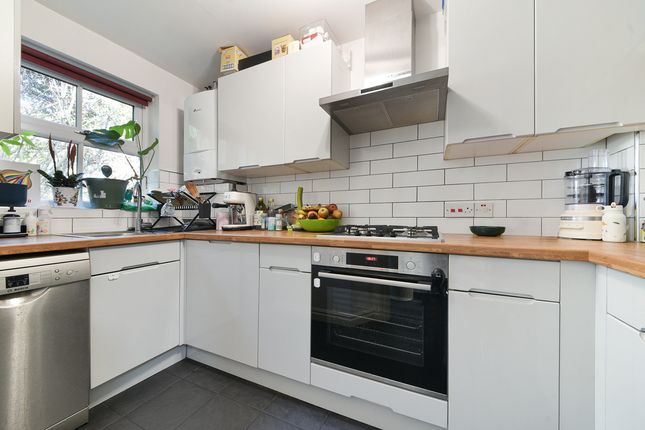 Property to rent in Lydden Grove, London