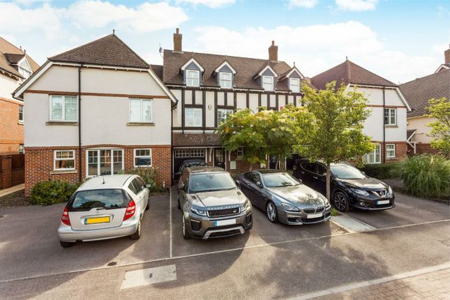 3, Bond Close, Iver Heath photo 2