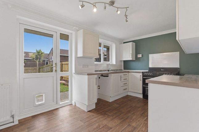 14 Scafell Close, Weston-Super-Mare photo 2