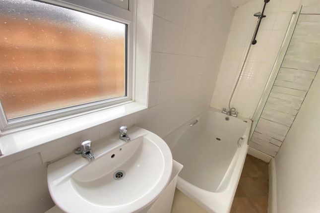 205, St Johns Road, Cannock photo 5
