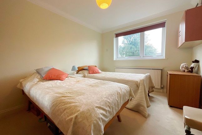 Flat for sale in Park Road, Southport
