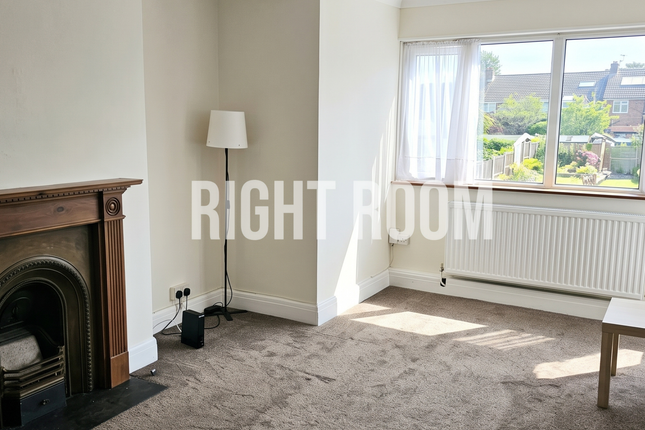 D-Higham Court, Woodford Green, Essex, London photo 2