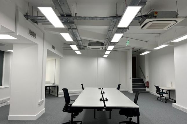 Office to let in Kingsway, Holborn