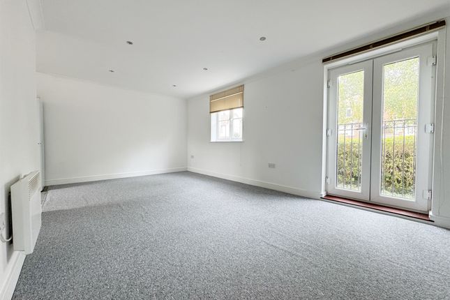 48, Tufnell Way, Colchester photo 5
