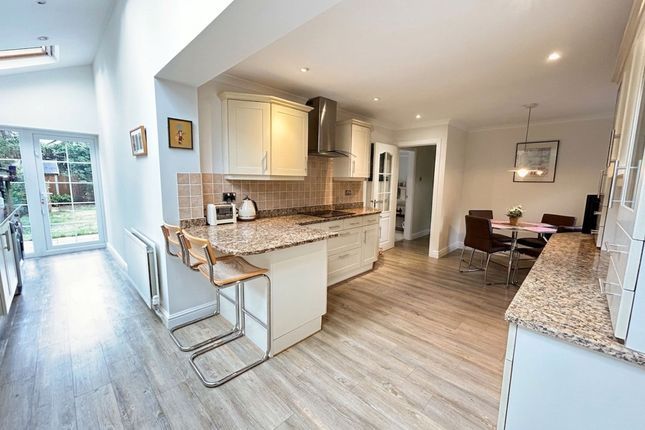 9 Nether Lea, Crewe photo 4