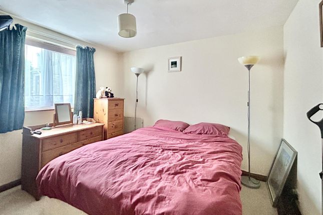 15, Crosswalla Fields, Helston photo 4