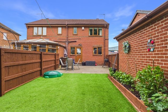 6, WARNEFORD AVENUE, OSSETT photo 2