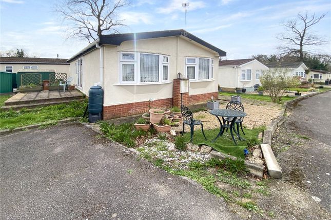 Mobile/park home for sale in Stonehill Woods Park, Old London Road, Sidcup