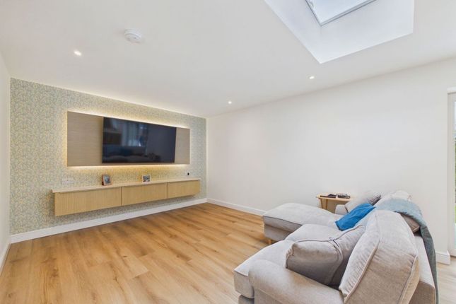 38, Mayfield Road, Yorkshire photo 4