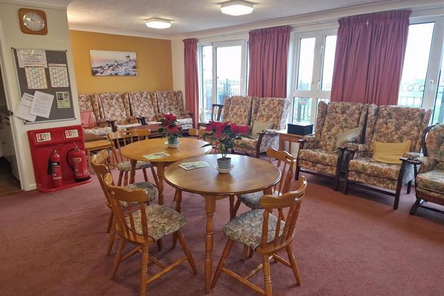 Communal Lounge