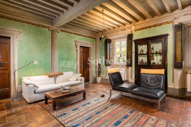 Villa for sale in Via Solaio, Pietrasanta, Toscana