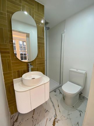 Flat for sale in Broughton Street, New Town, Edinburgh