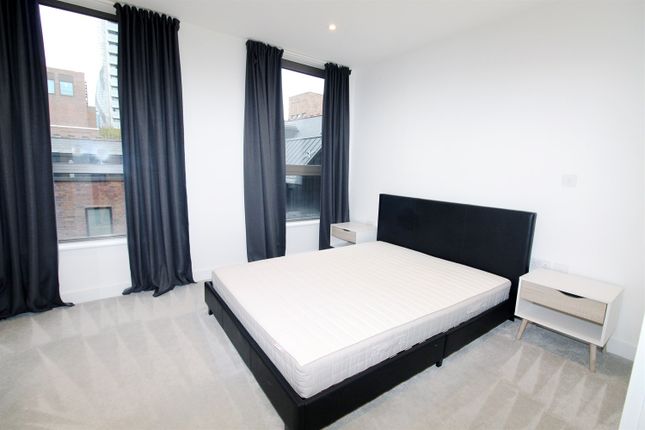 Flat 16 Gatsby Apartments, 12 Gunthorpe Street, London photo 4