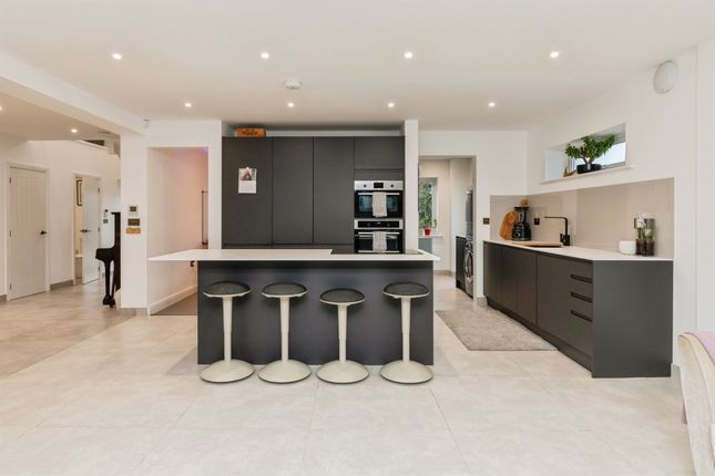 27, Alexander Terrace, Corsham photo 4