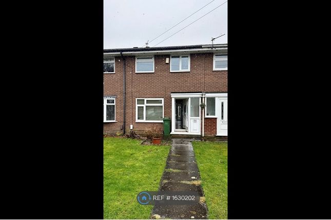 Thumbnail Terraced house to rent in Mosedale Close, Manchester